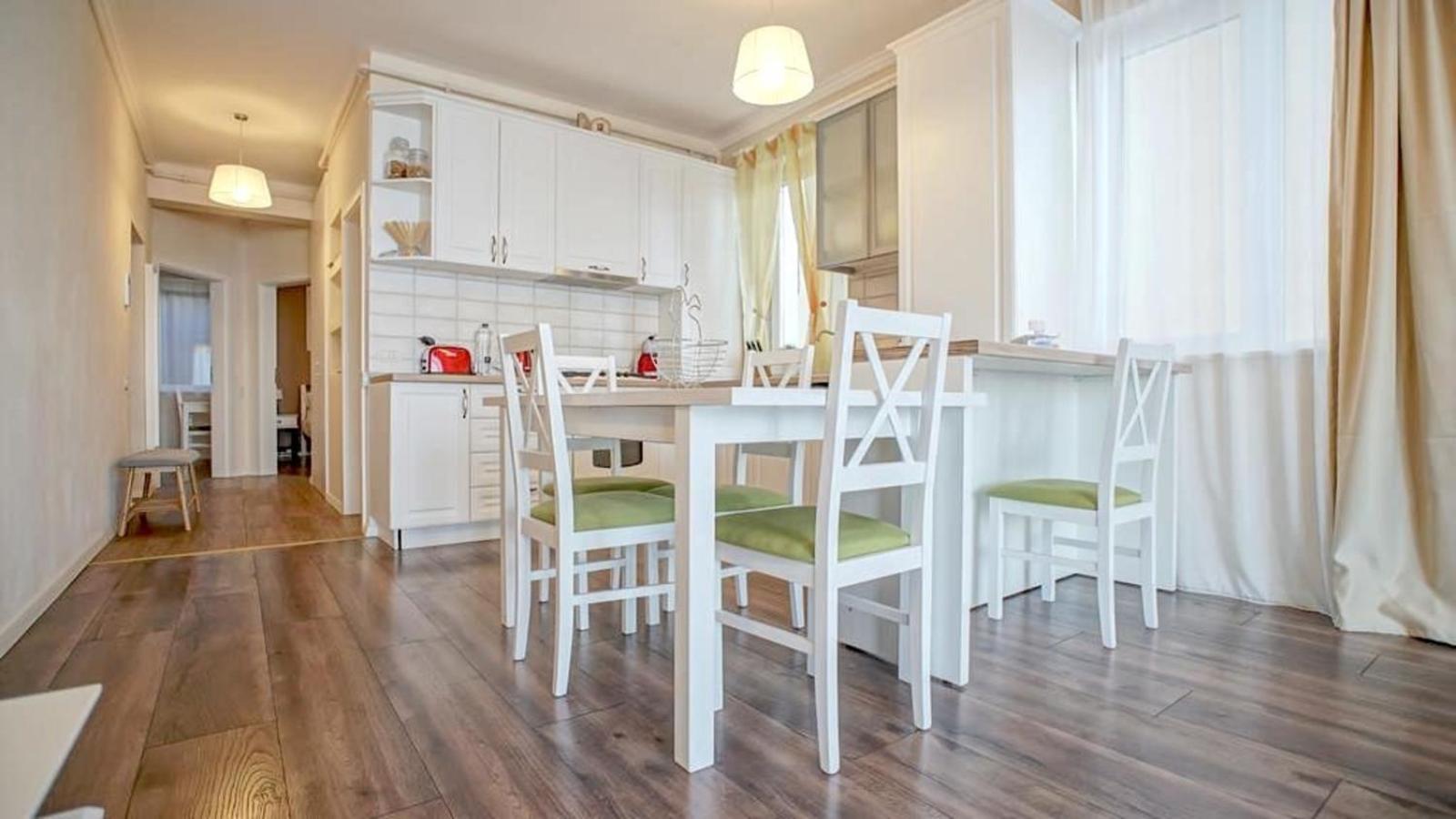 Central Maximus Apartment บราชอฟ ภายนอก รูปภาพ