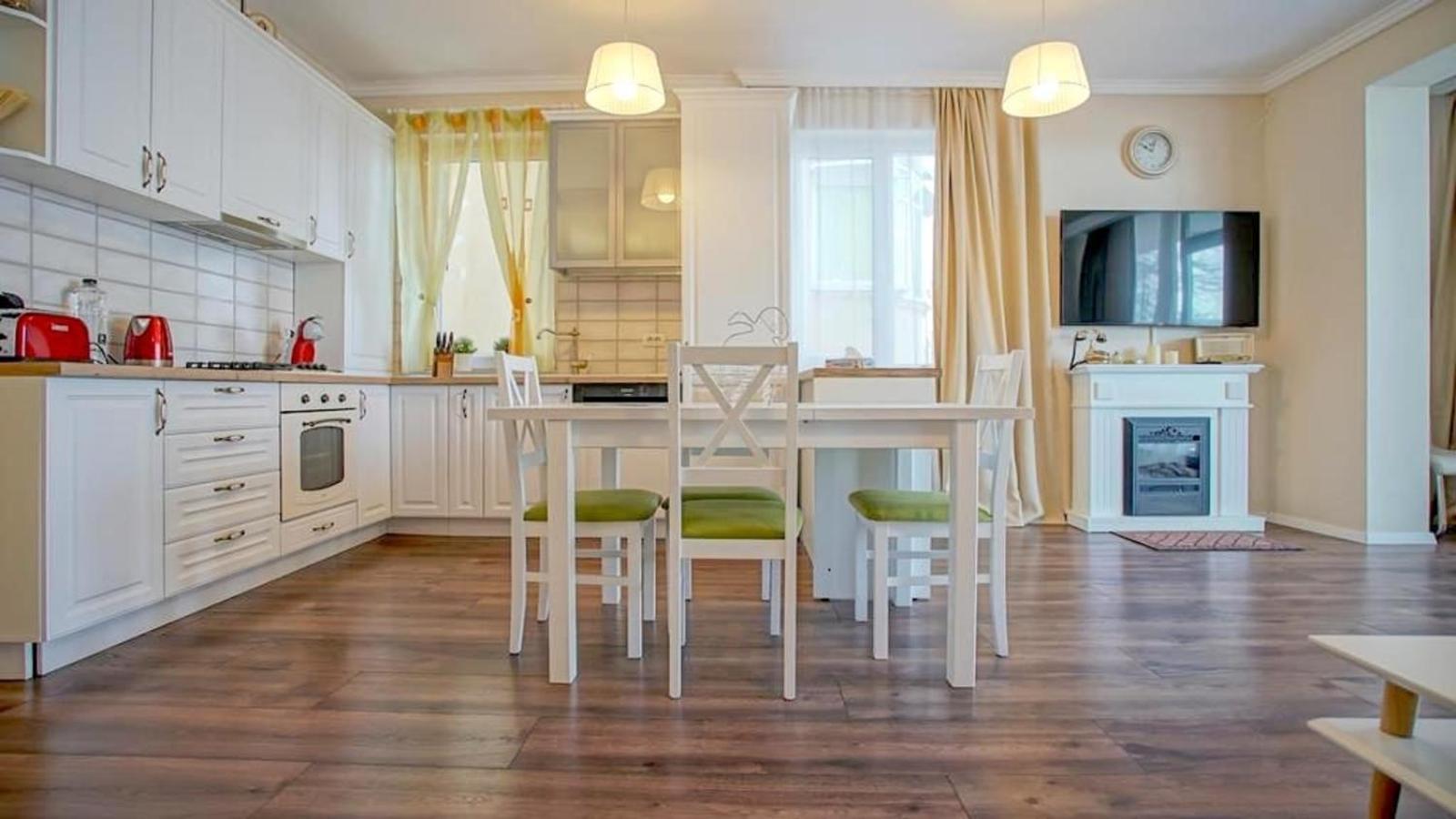 Central Maximus Apartment บราชอฟ ภายนอก รูปภาพ