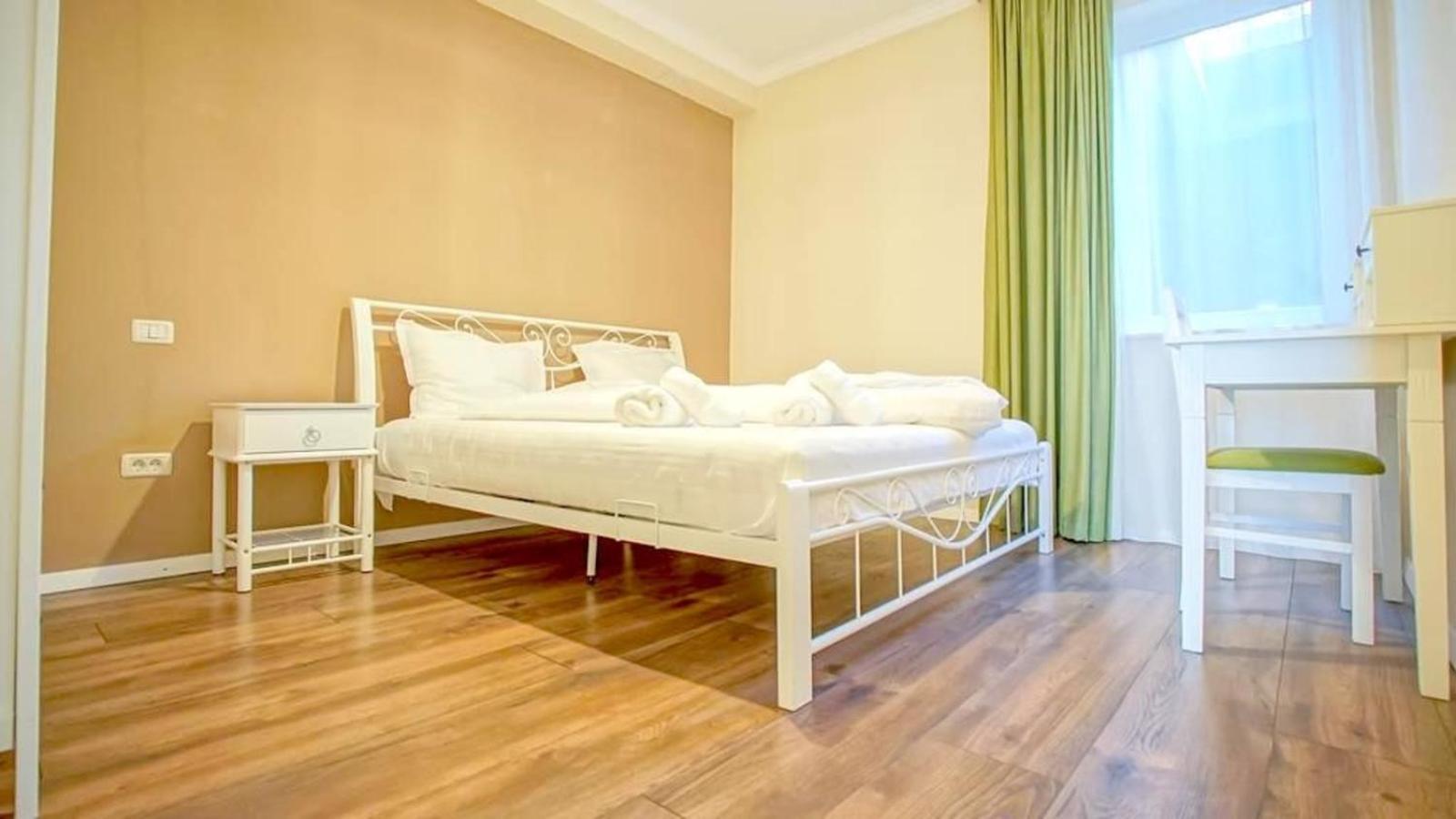 Central Maximus Apartment บราชอฟ ภายนอก รูปภาพ