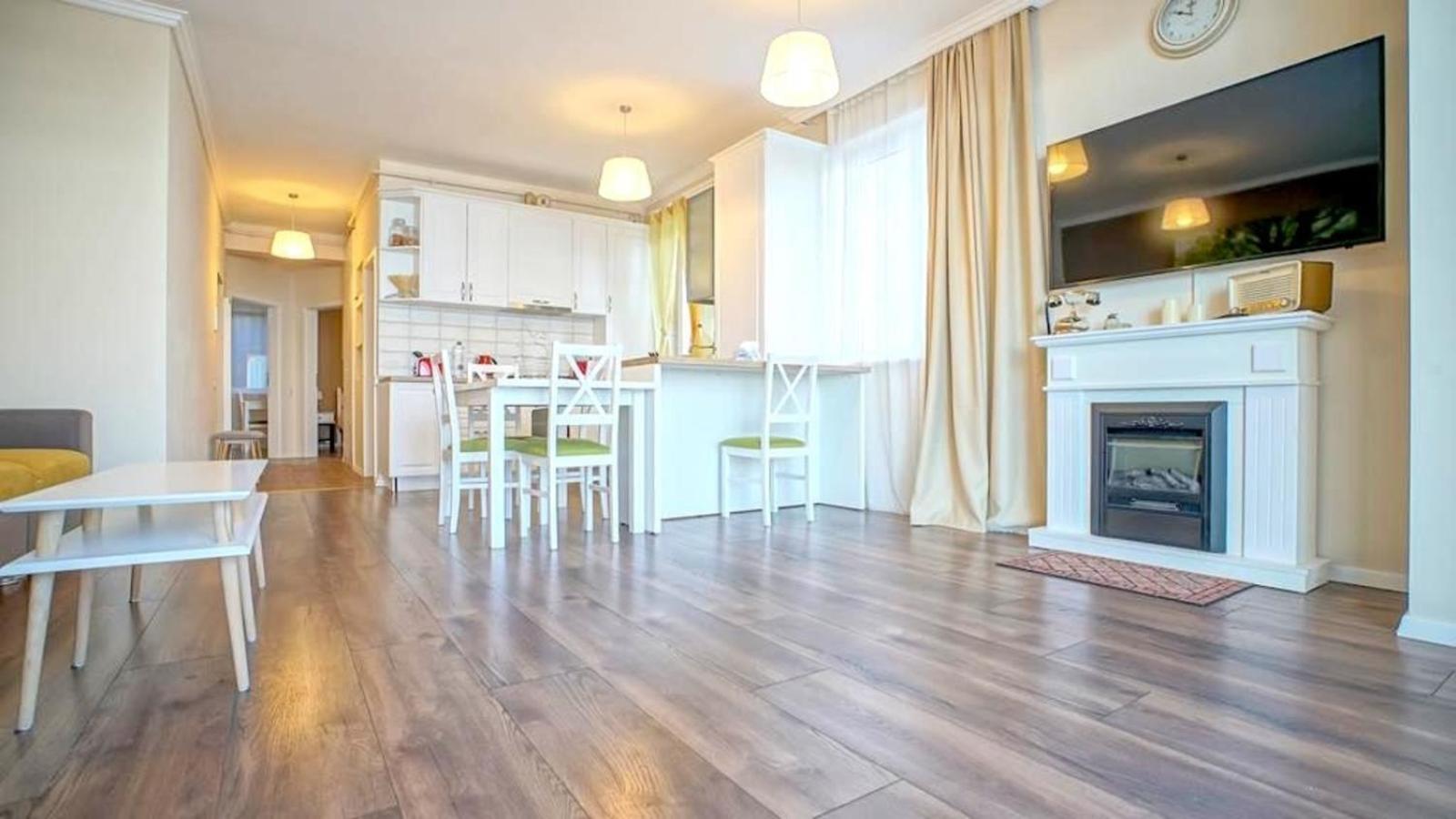 Central Maximus Apartment บราชอฟ ภายนอก รูปภาพ