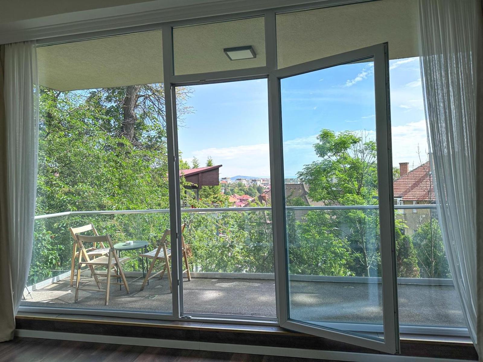 Central Maximus Apartment บราชอฟ ภายนอก รูปภาพ